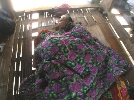 50 năm khoả thân ra đường vì chứng "sợ mặc quần áo"